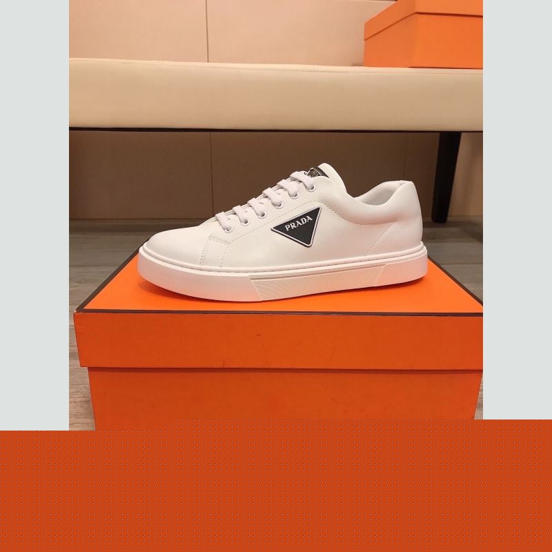 Pra*a sneakers